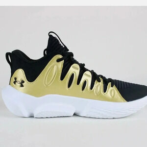 New Under Armour Flow Break thru women responsive basketball shoe 
Size 8
$125